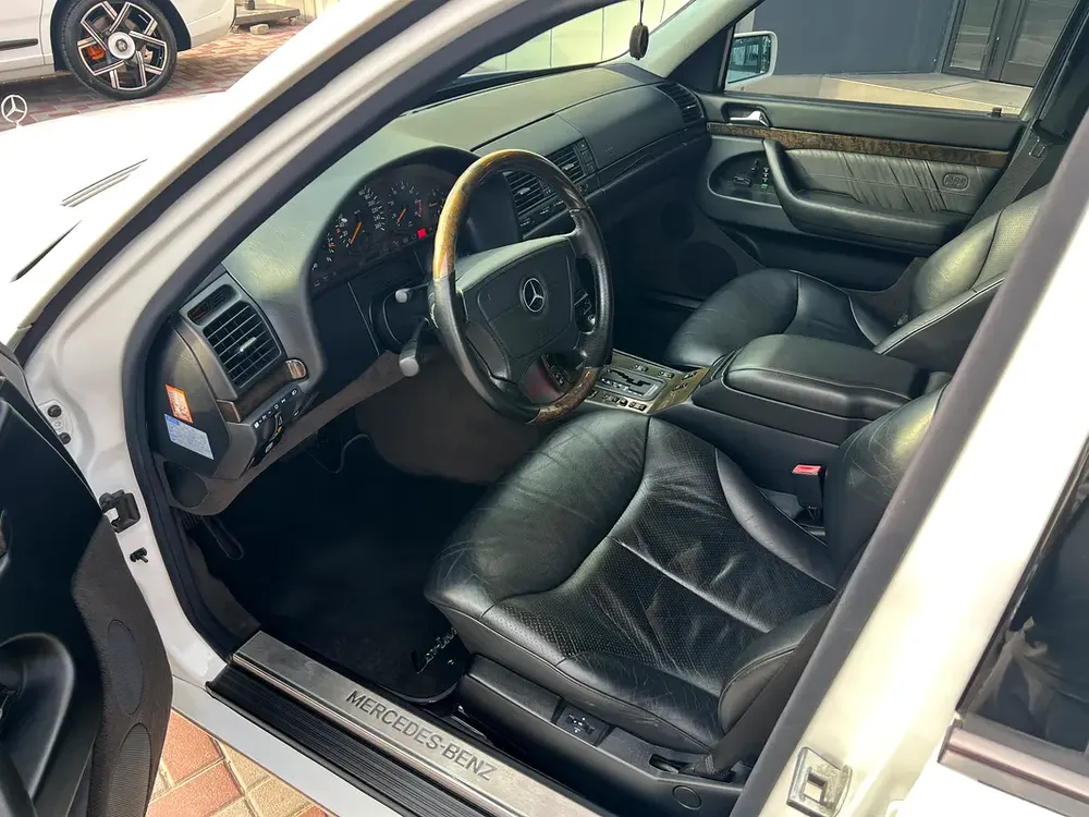 S500L W140 Lorinser - Image 15