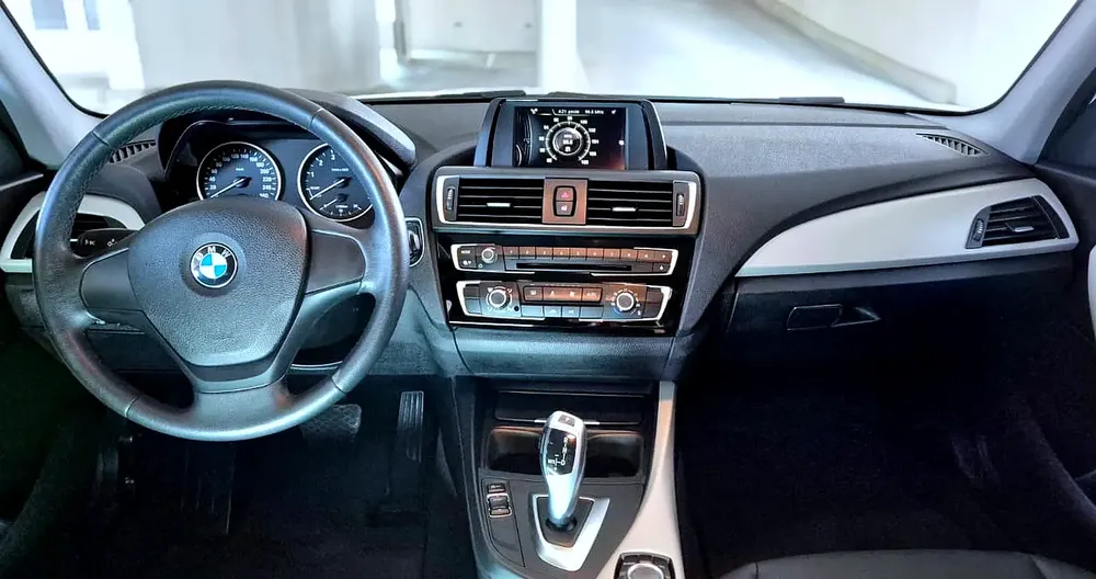 BMW 1-Series 120i 2017 GCC Specs - Excellent Condition! - Image 12
