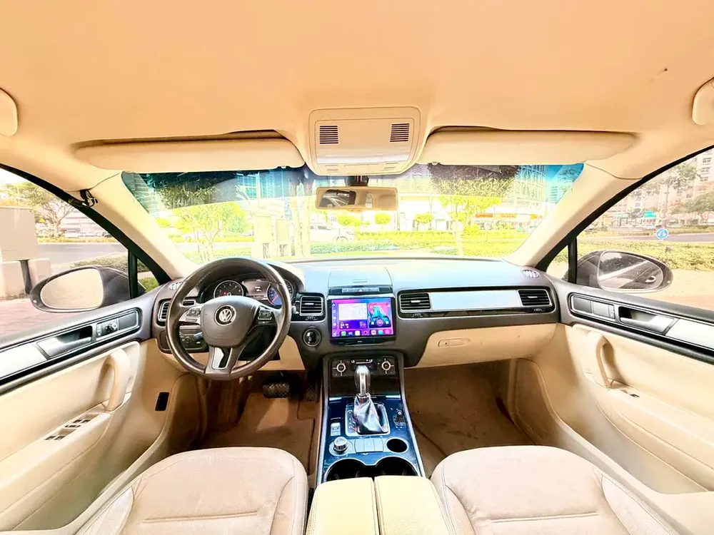 Volkswagen Touareg Highline 2014 | GCC Specs | Pristine Condition - Image 11