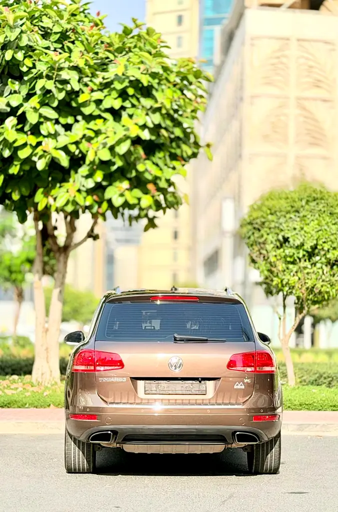 Volkswagen Touareg Highline 2014 | GCC Specs | Pristine Condition - Image 6