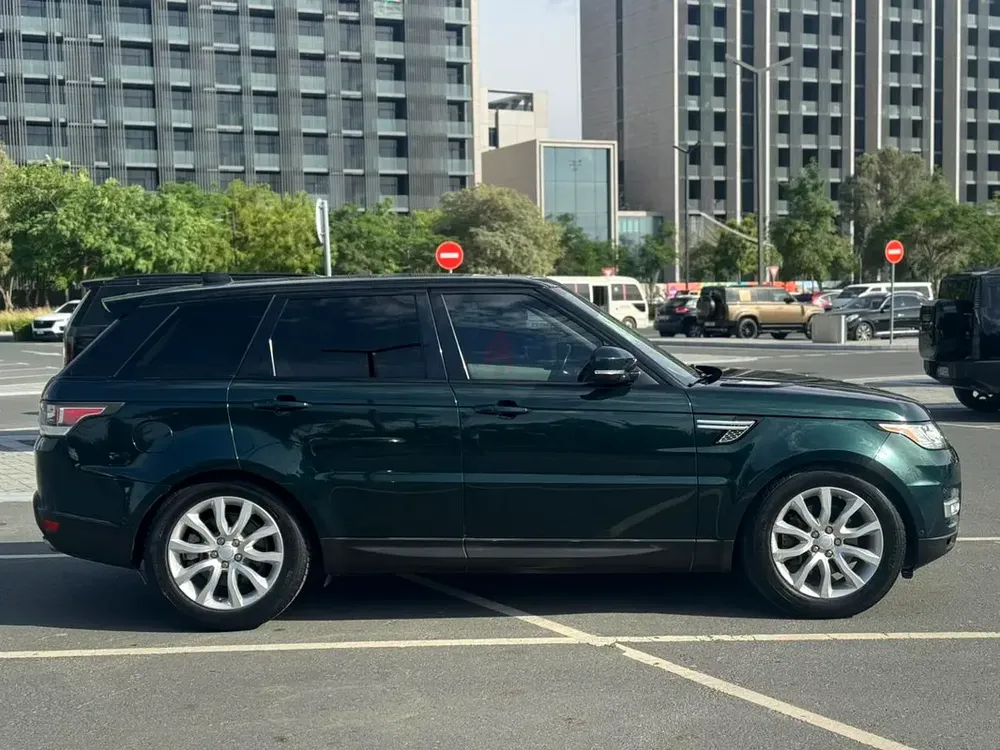 Land Rover Range Rover Sport HSE 2017 - American Specs - Image 7