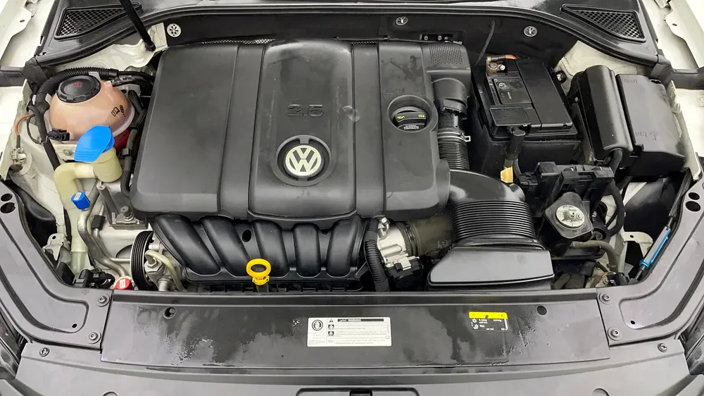 AED 555/month | Free 3 Months Warranty | 30 Day Return | VOLKSWAGEN PASSAT 2018 - Image 12