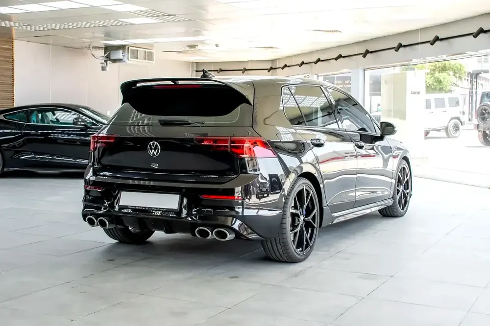 Volkswagen Golf R 2022 GCC specs - Image 6