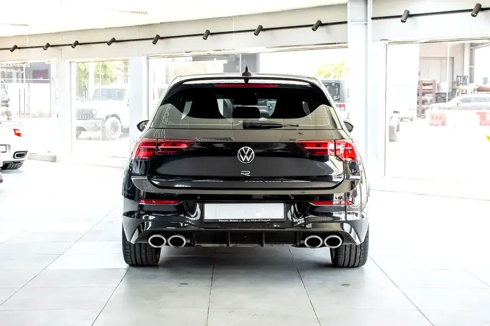 Volkswagen Golf R 2022 GCC specs - Image 8