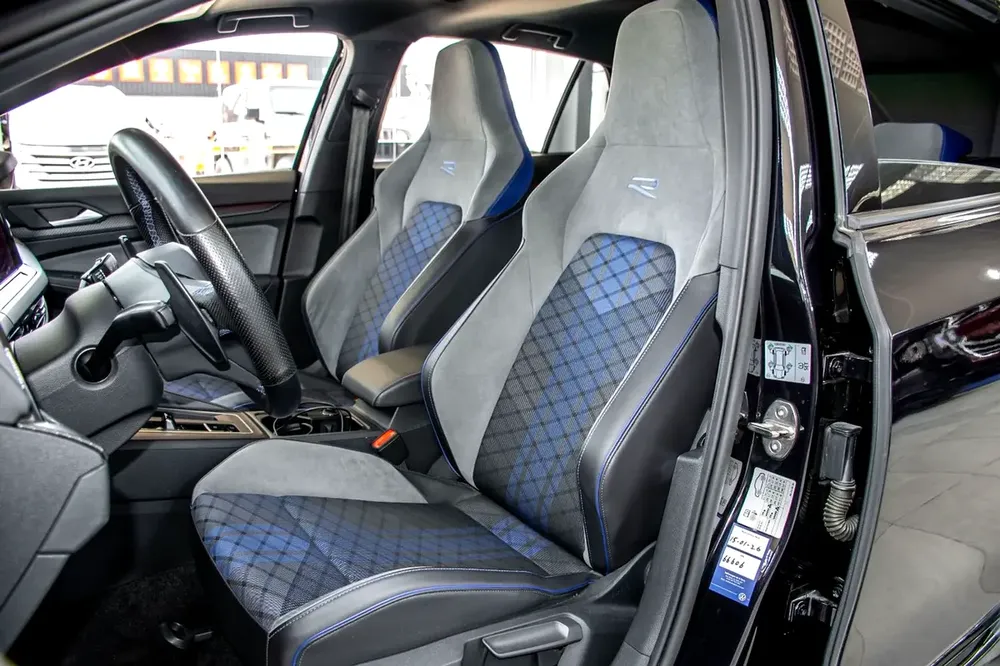 Volkswagen Golf R 2022 GCC specs - Image 9