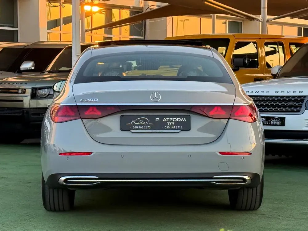 Mercedes E200 model 2026 import from Korea مرسيدس اي ٢٠٠ موديل ٢٠٢٦ وارد كوريا صبغ وكالة - Image 4