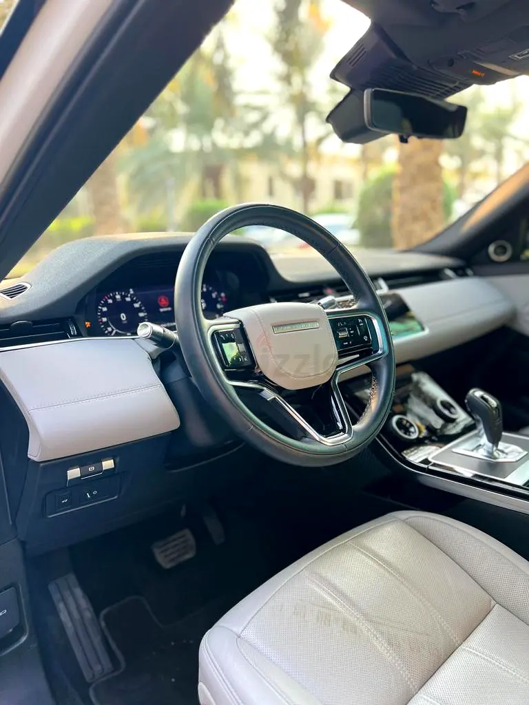 Range Rover Evoque - Image 4