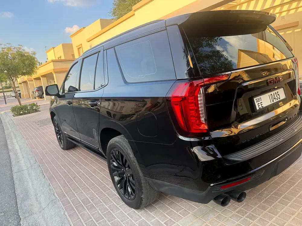 GMC Yukon Denali 2023 | GCC Specs | Low Mileage | Fully Loaded - Image 5