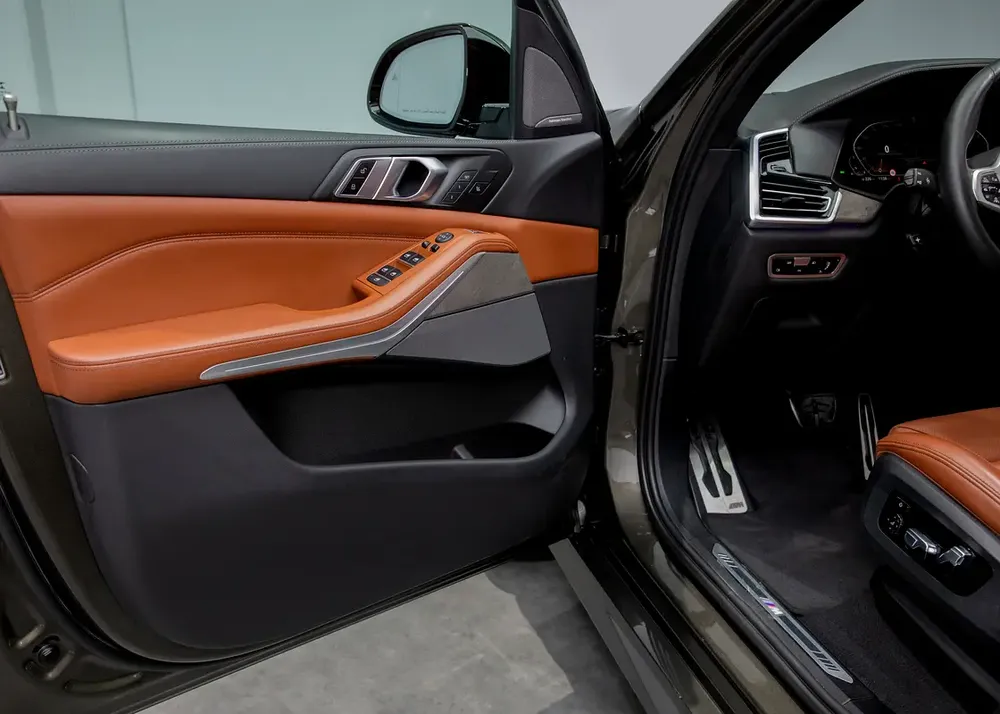 Masterclass Edition • FDSH • BMW Warranty + Service Contract • GCC - Image 16