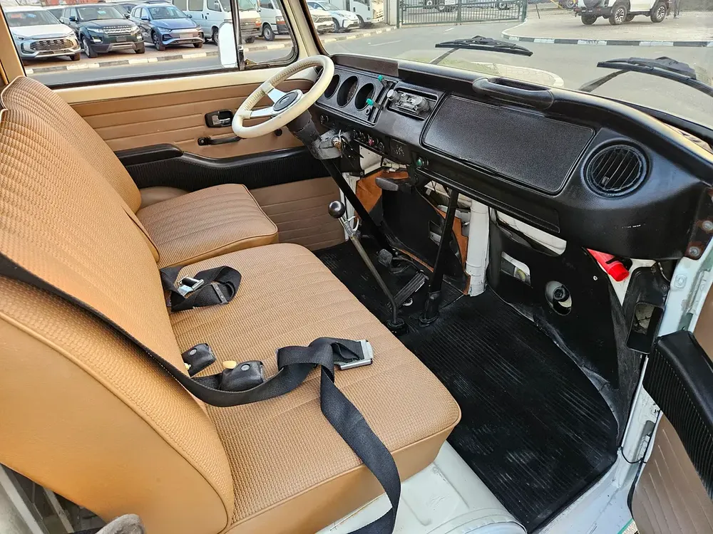 VOLKSWAGEN TYPE 2 1971 JAPAN IMPORTED - Image 16