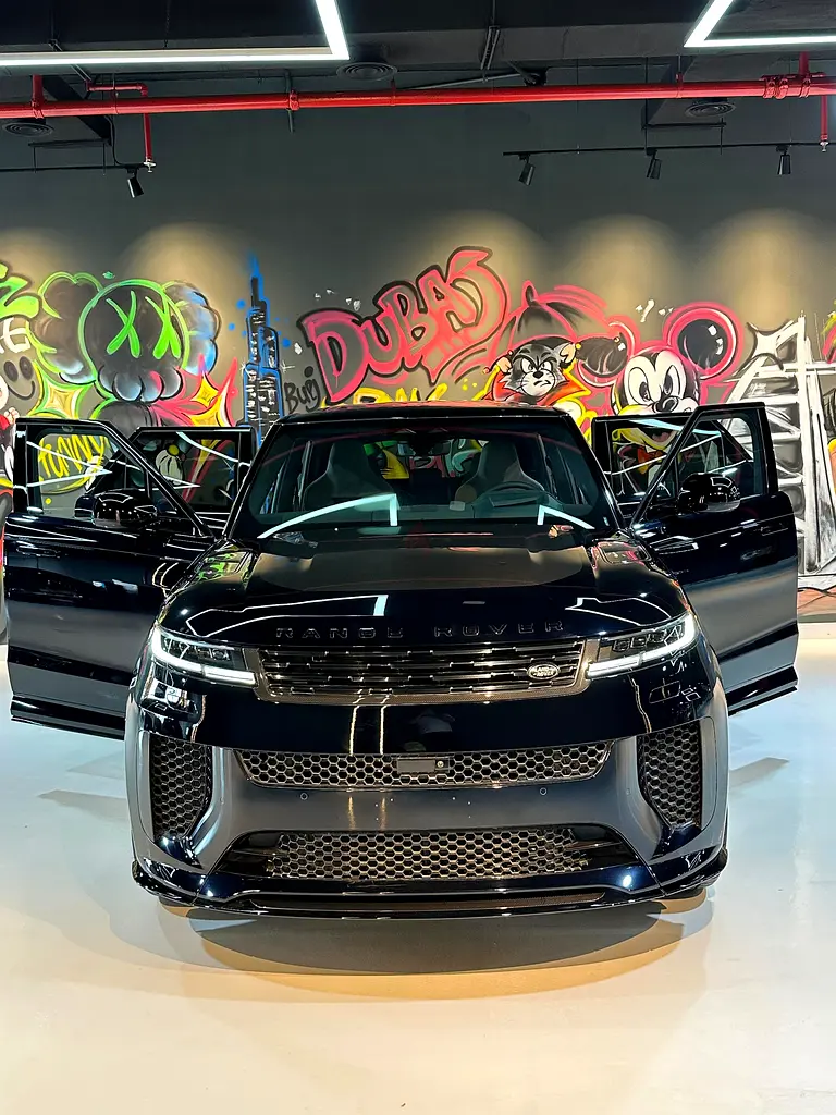 2025 Range Rover Sport SV Edition 2 | Full Carbon | Clean Title | Canadian Spec | Like New - Image 5