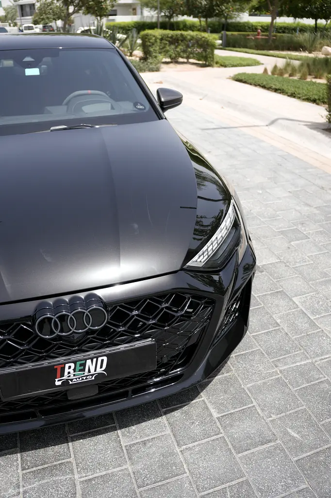 Audi RS3 Sportback Quattro | GCC | Carbon Package | 15,500 km - Image 16