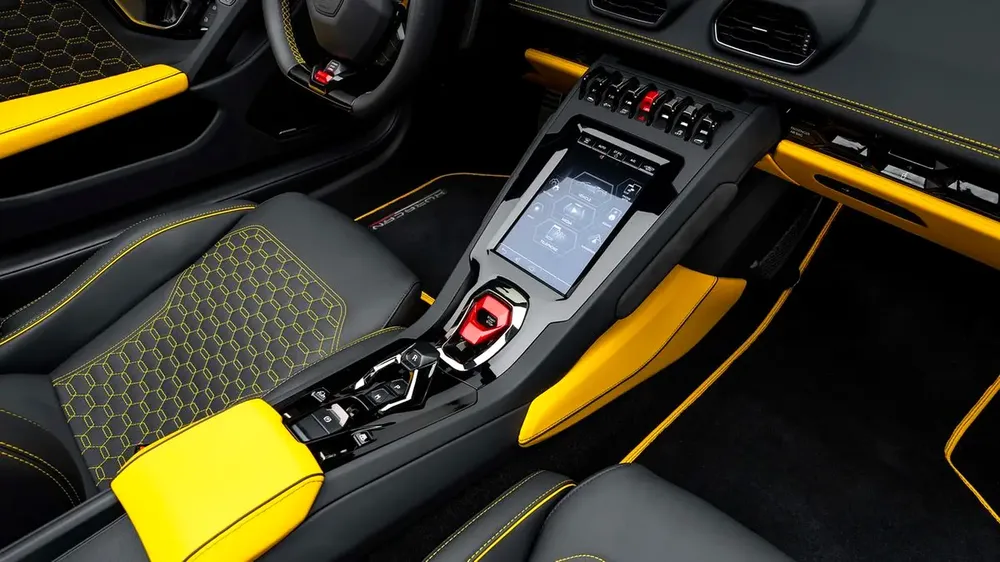 Lamborghini Huracan EVO Spyder RWD - 2023 - Korean Specs - Image 11