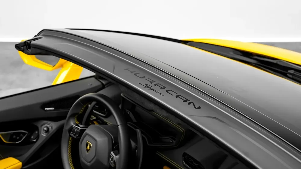 Lamborghini Huracan EVO Spyder RWD - 2023 - Korean Specs - Image 6