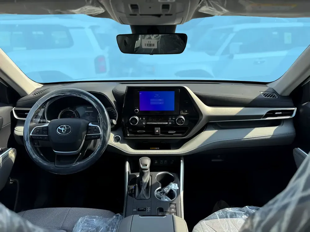 TOYOTA HIGLANDER GLE 2025 GCC 2.5L HEV - Image 7