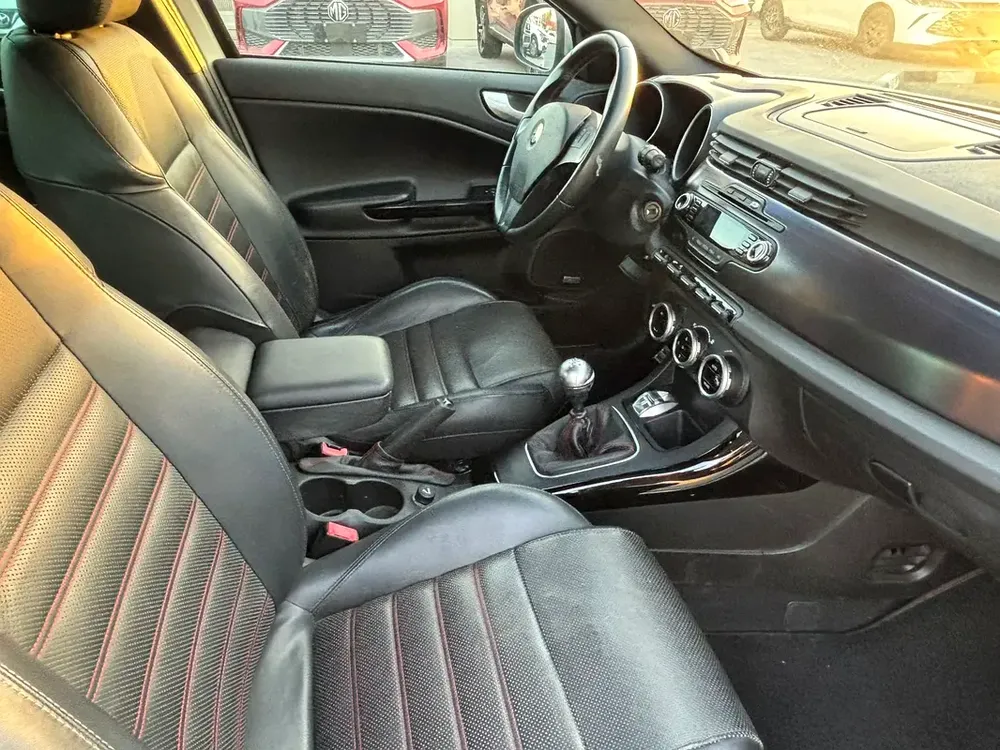 ALFA RIMIO GIULIETTA TURBO F6 MANUAL FRESH JAPAN IMPORTED - Image 11