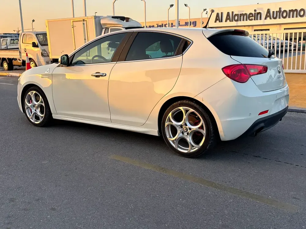 ALFA RIMIO GIULIETTA TURBO F6 MANUAL FRESH JAPAN IMPORTED - Image 5