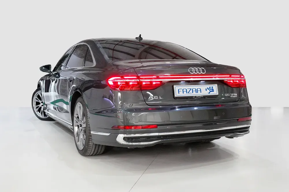 Audi A8 55 TFSI Quattro - 2022 - Image 4