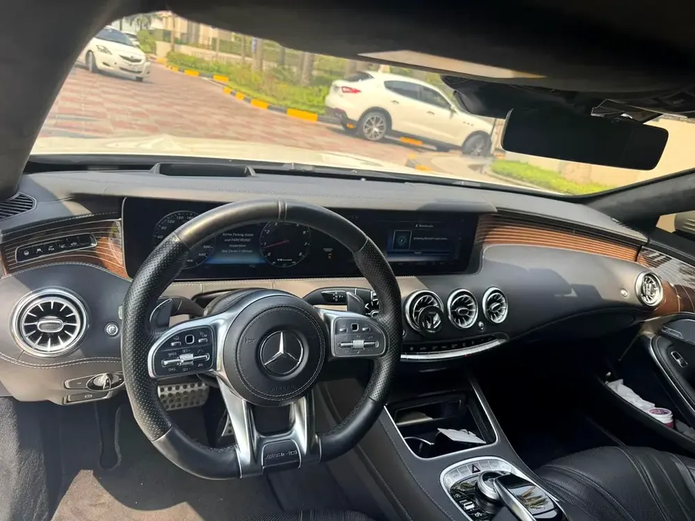 Mercedes-Benz S-Class S63 AMG V8 BITURBO - Image 5