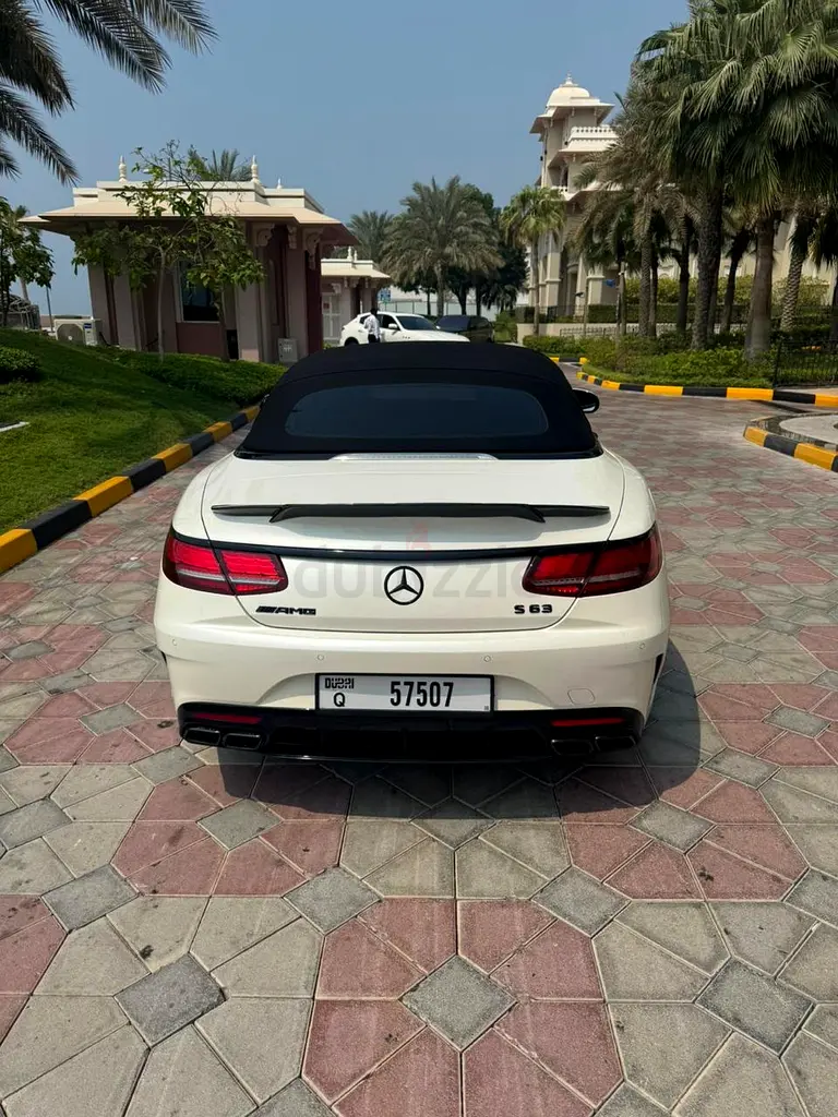 Mercedes-Benz S-Class S63 AMG V8 BITURBO - Image 9