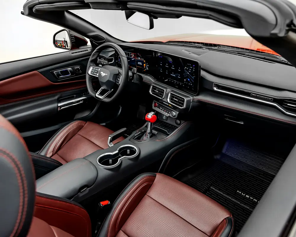 FORD MUSTANG CONVERTIBLE SOFT TOP GT PREMIUM - 2024 - GCC - AL TAYER WARRANTY AND SERVICE CONTRACT - Image 6