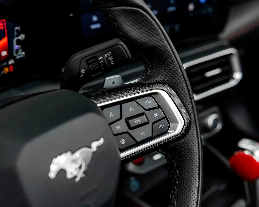 FORD MUSTANG CONVERTIBLE SOFT TOP GT PREMIUM - 2024 - GCC - AL TAYER WARRANTY AND SERVICE CONTRACT - Image 9