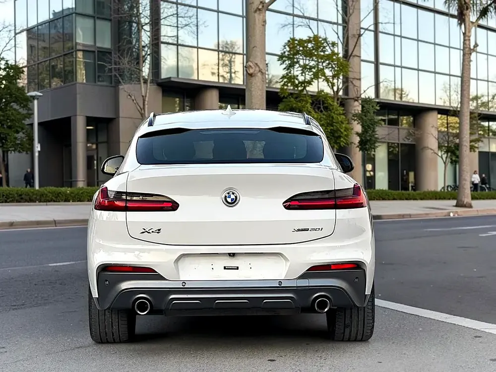 AED 1586 P.M | BMW X4 xDrive30i M Sport 2019 GCC Specs - Image 9