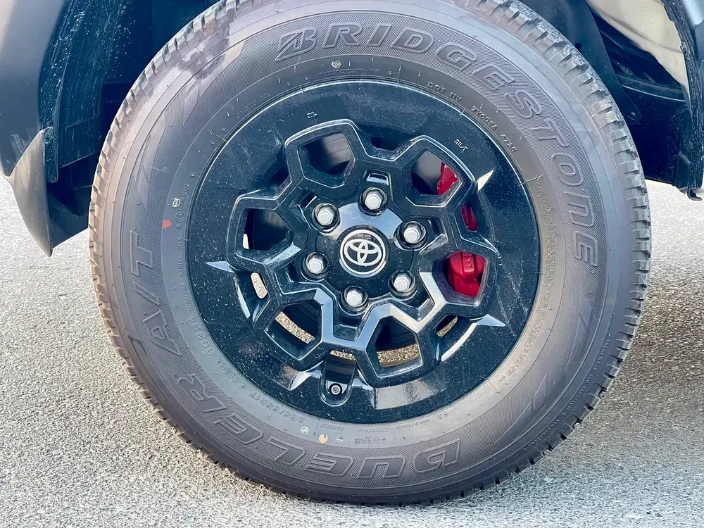 2026 Toyota Hilux GR Sport petrol - GCC S - Image 8