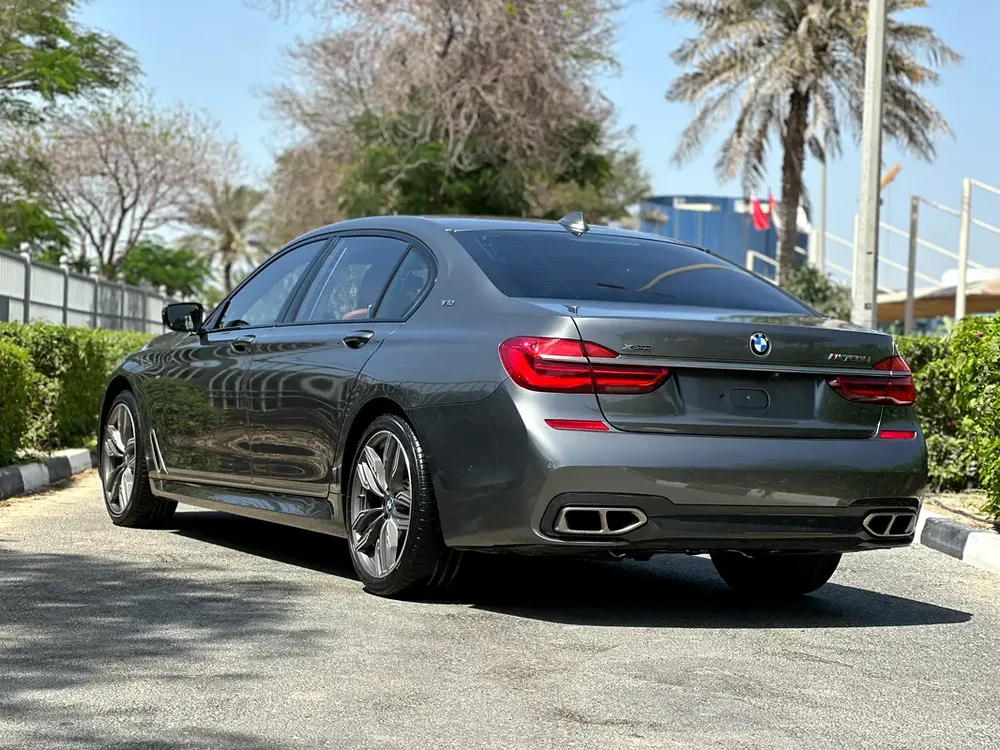 BMW 760Li xDrive M Sport 2018 (GCC – Low Mileage – M Sport Package – Excellent Condition) - Image 6
