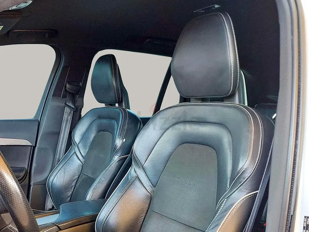 AED 1168/month | 2018 Volvo XC90 T6 R Design | GCC Specs | Ref#461402 - Image 12