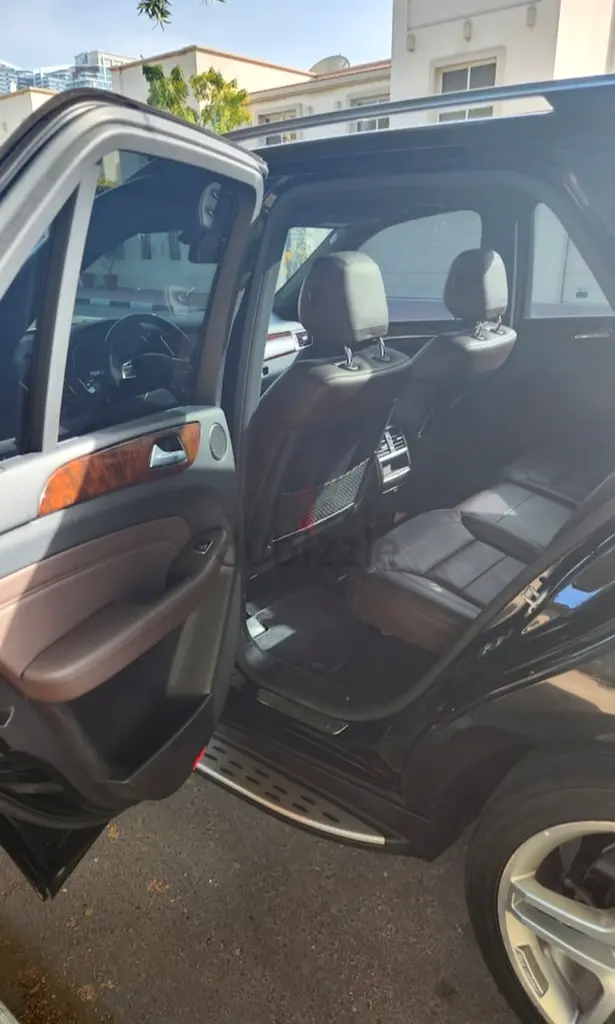 2014 Mercedes-Benz M-Class ML 350 AMG 4MATIC | GCC Specs - Image 7