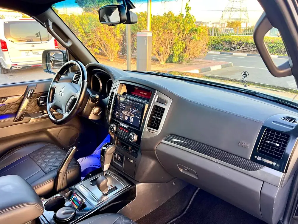 MITSUBISHI PAJERO SIGNATUE 2020 GCC - Image 14