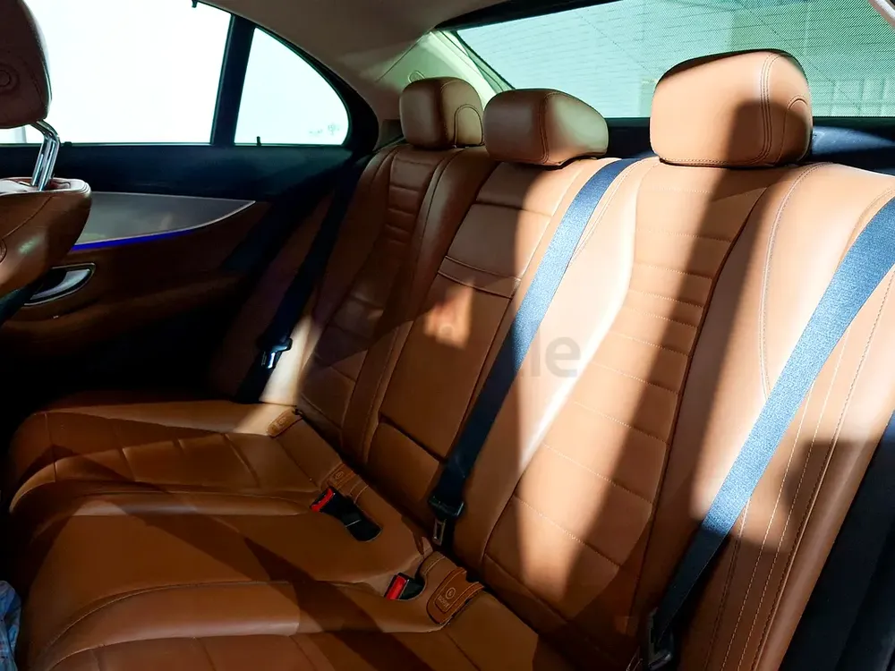 AED 1672/month | 2020 Mercedes-Benz E-Class E 300 | GCC Specs | Ref#431467 - Image 10