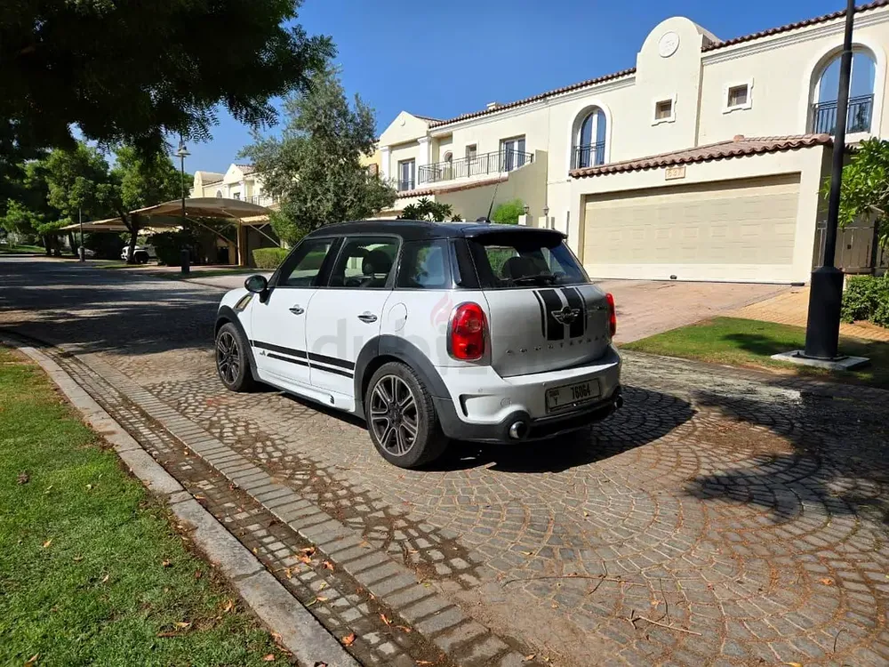 MINI Countryman John Cooper Works excellent condition low mileage - Image 10