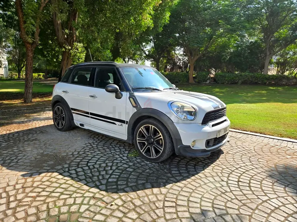 MINI Countryman John Cooper Works excellent condition low mileage - Image 8