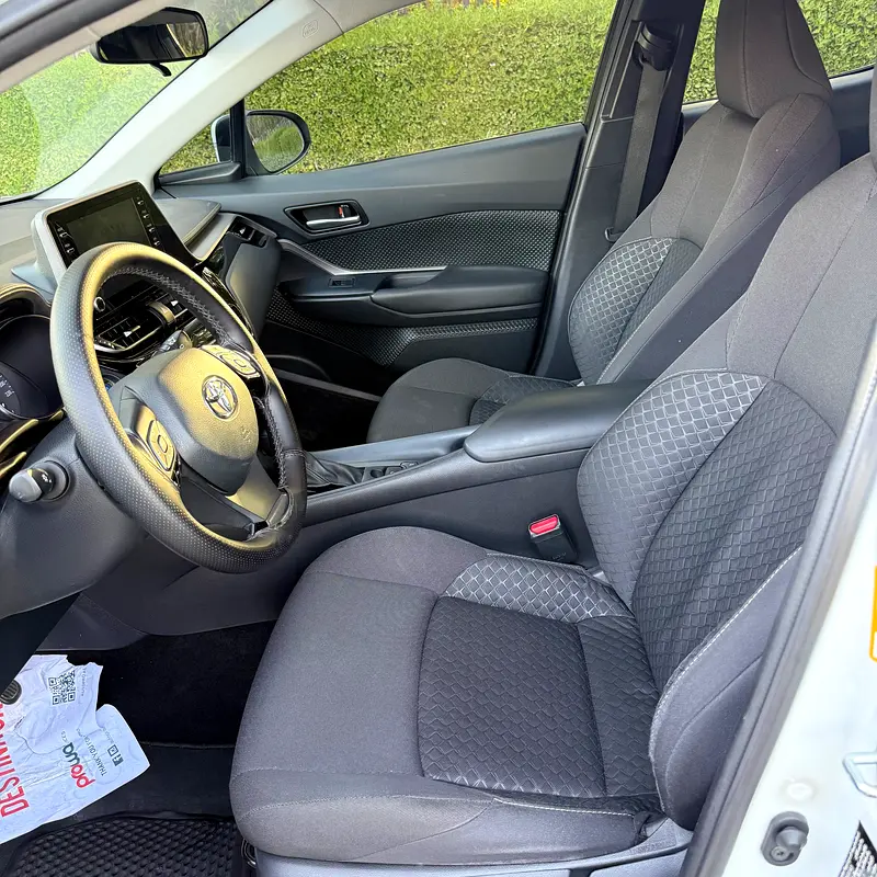 Toyota C-HR VX 2022 GCC Specs - Excellent Condition - Image 13
