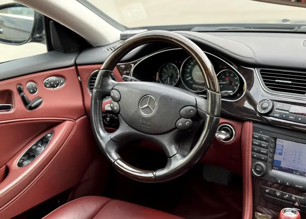 BENZ CLS 350 l 2008 l 90,000 KM l CLEAN TITLE l JAPAN IMPORT - Image 18