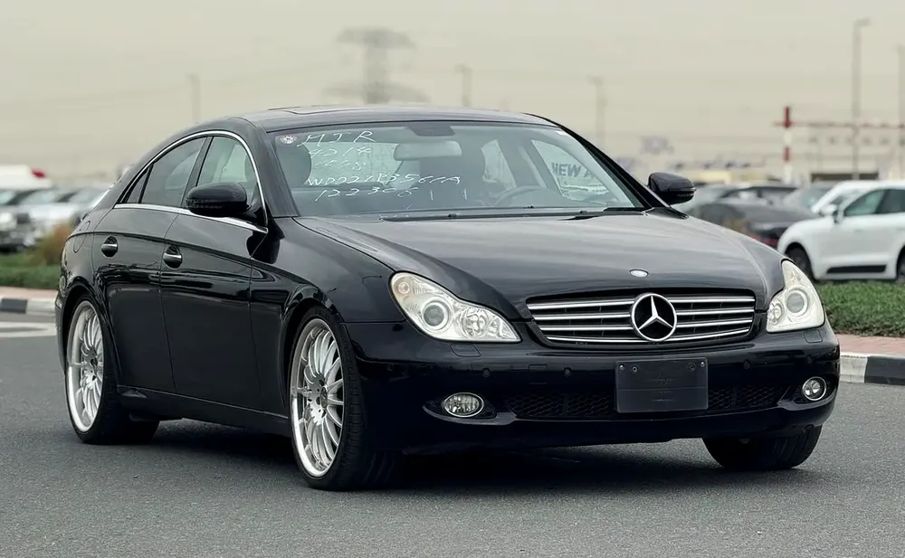 BENZ CLS 350 l 2008 l 90,000 KM l CLEAN TITLE l JAPAN IMPORT - Image 4