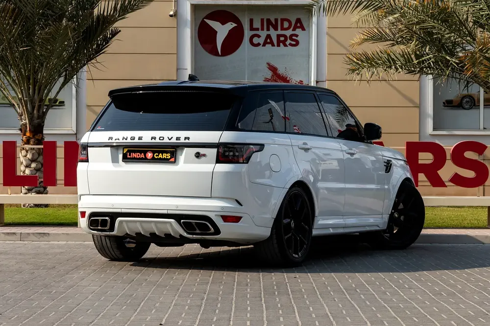 Range Rover Sport SVR 2020 GCC | Warranty | Flexible D.P. - Image 8