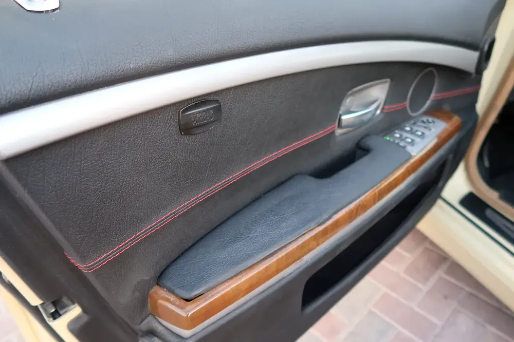 BMW 7-Series 740i 2007 | GCC Specs | Luxury Sedan - Image 11