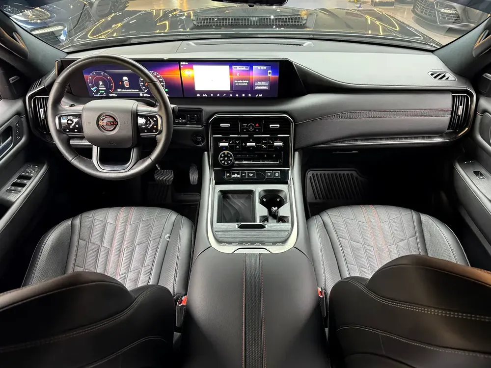 2025 Nissan Armada Platinum - American Specs - Pristine Condition - Image 12