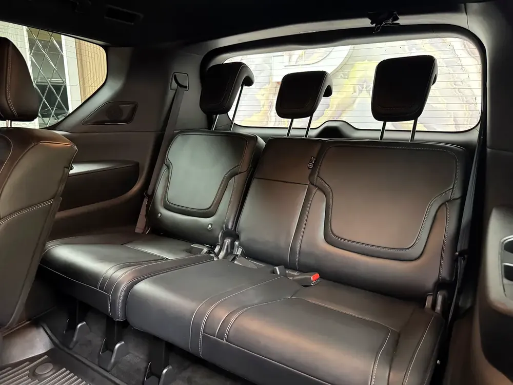 2025 Nissan Armada Platinum - American Specs - Pristine Condition - Image 15
