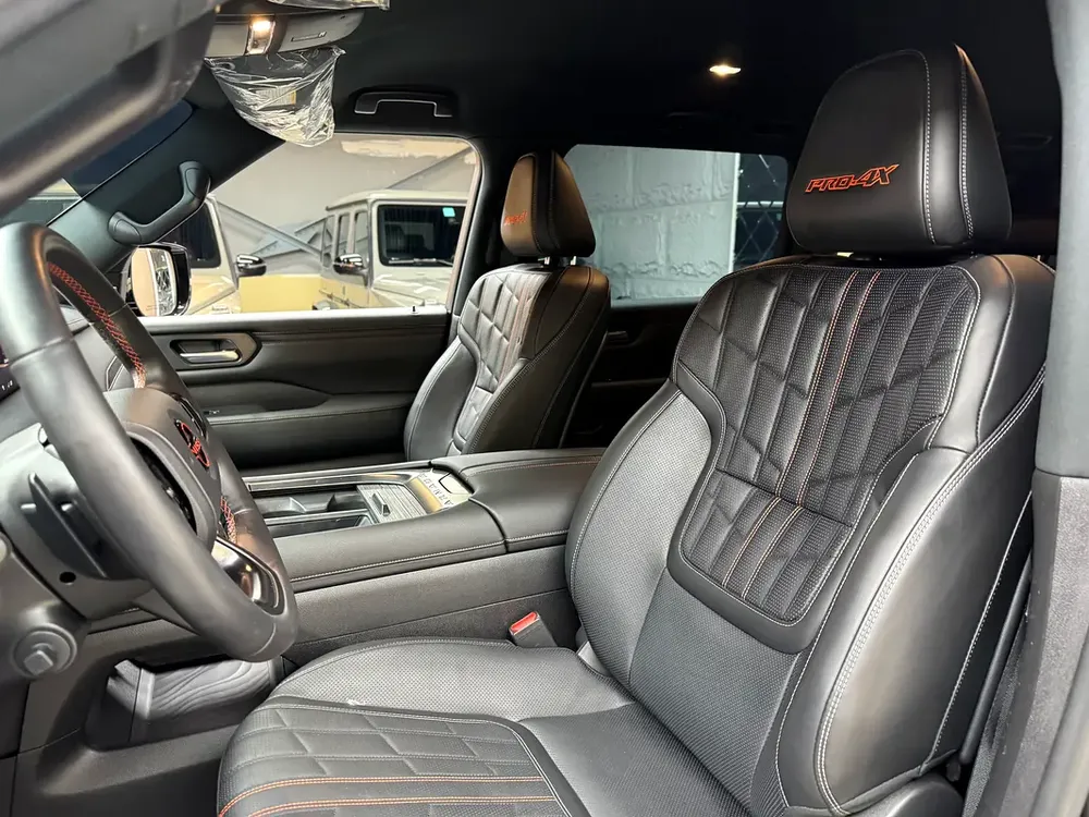 2025 Nissan Armada Platinum - American Specs - Pristine Condition - Image 18