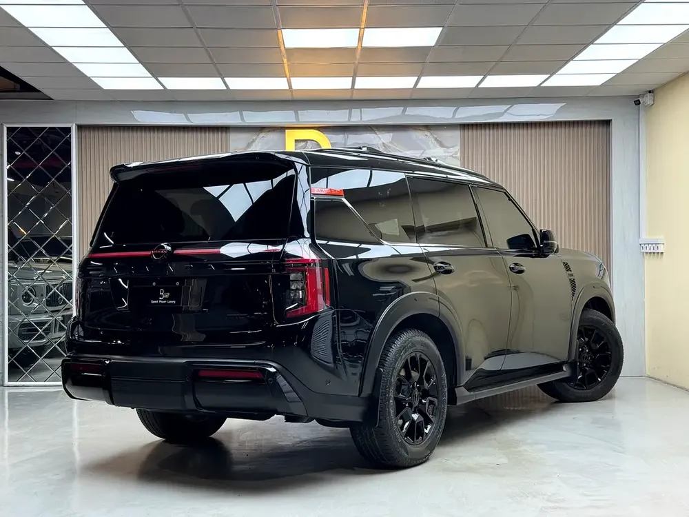 2025 Nissan Armada Platinum - American Specs - Pristine Condition - Image 4