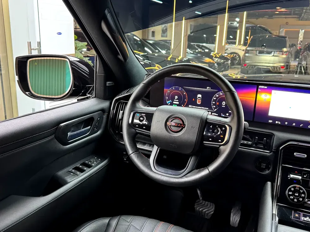 2025 Nissan Armada Platinum - American Specs - Pristine Condition - Image 8