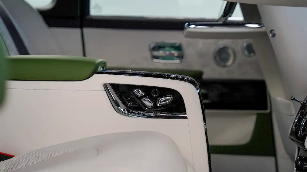 Rolls-Royce Cullinan 2026 - Image 14