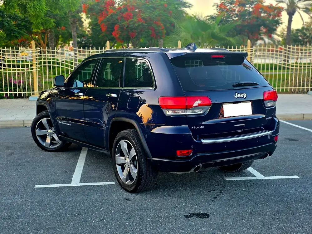 Jeep Grand Cherokee Limited 2015 GCC Specs fully agency maintained - Image 5