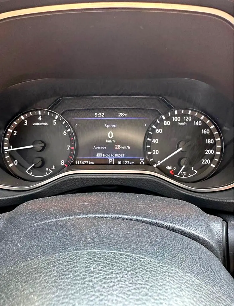 Nissan Xterra 2021 SE 4*4 GCC Specs - full service history - Image 7