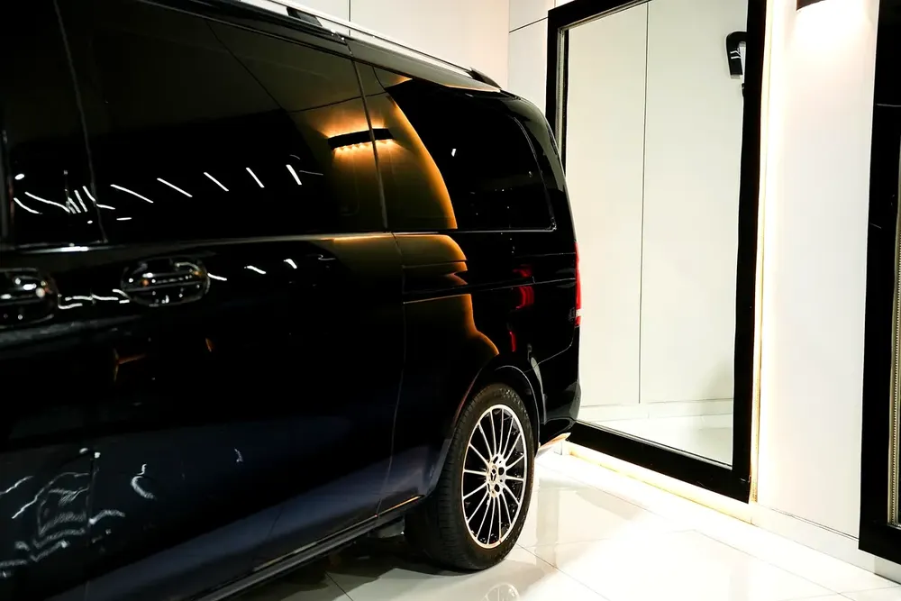 Mercedes-Benz V-Class V 250, 2020, GCC Specs - Image 16