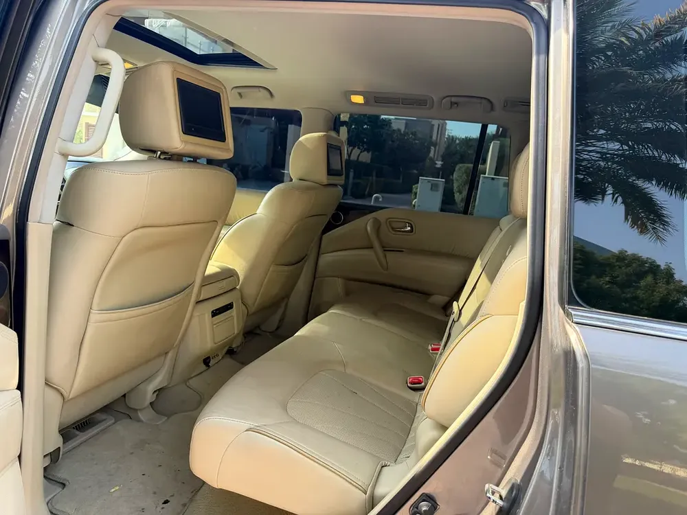 Infiniti QX80 // FULL SERVICE HISTORY UP TODAY IN AGENCY // GCC ((FAMILY CAR)). - Image 8